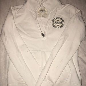 Abercrombie & Fitch sweater